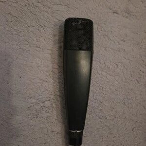 SENNHEISER MD-421 DYNAMISCHES MIKROFON mieten – Mikrofone & Zubehör | VTBW Veranstaltungstechnik BW